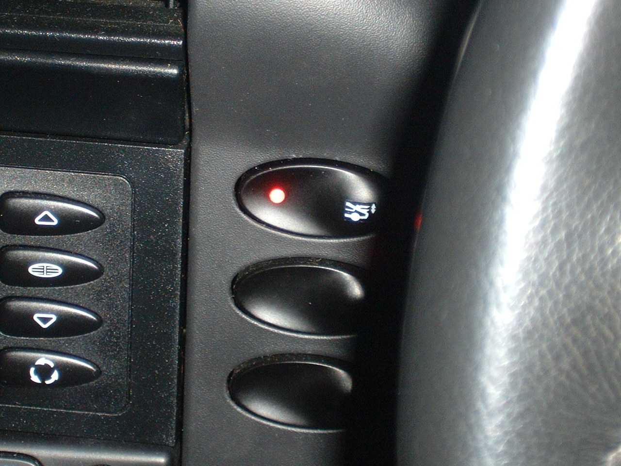 Name:  spoiler warning light 002.jpg
Views: 20221
Size:  317.8 KB
