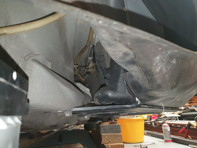 Name:  Space_hydraulic_line_routing_crop.jpg
Views: 96
Size:  91.6 KB