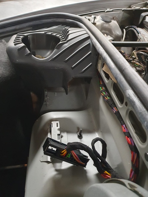 Name:  Location_passenger_frunk_crop.jpg
Views: 46
Size:  96.9 KB