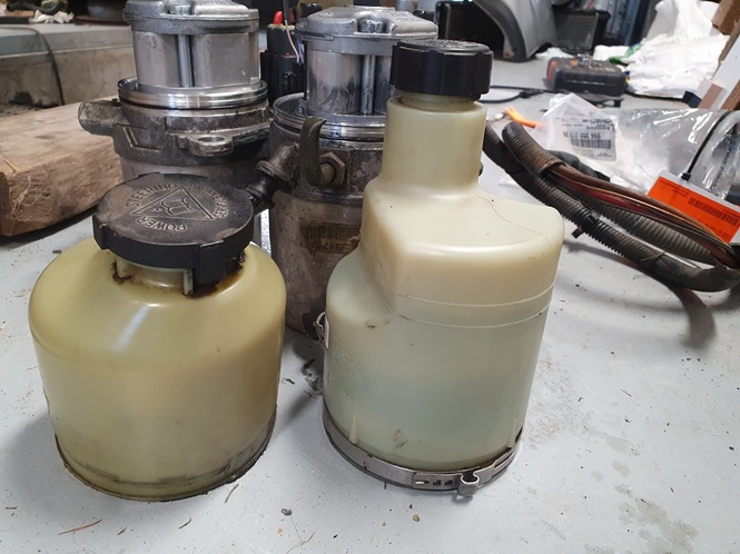 Name:  Volvo_Astra_pumps_reservoirs_crop.jpg
Views: 3
Size:  106.3 KB