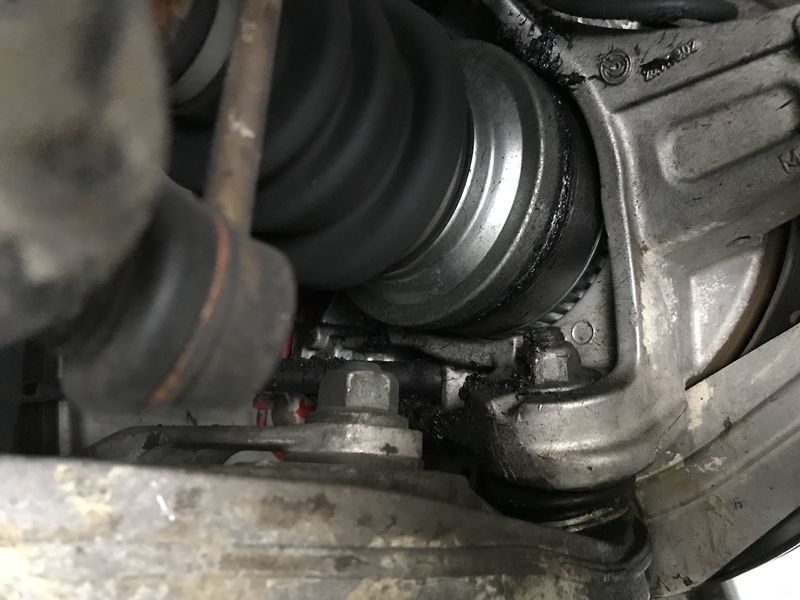 Why grease leaking onto my wheel? 986 Forum for Porsche Boxster