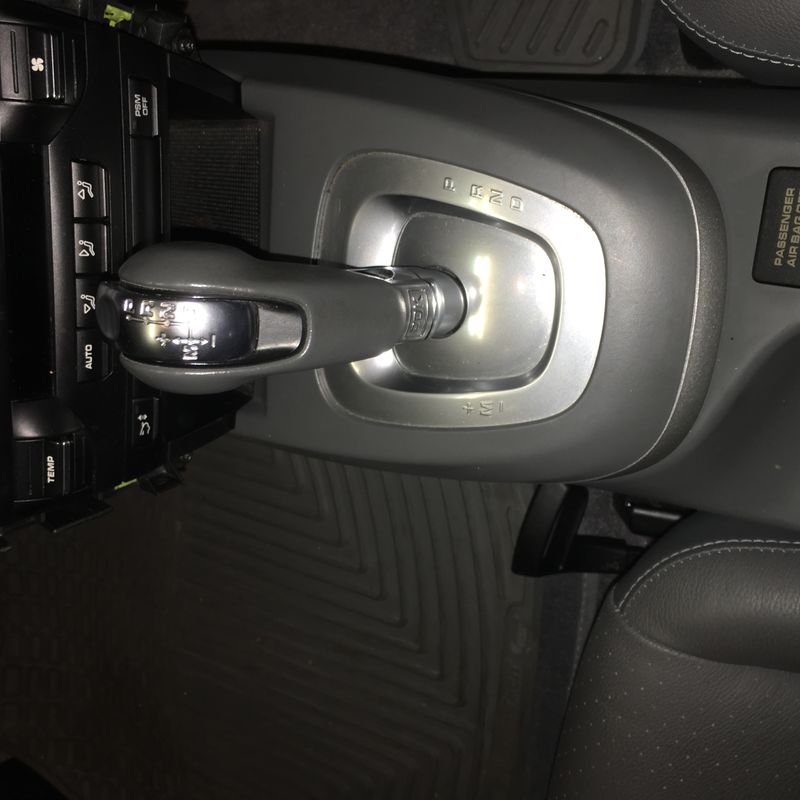How to remove the top part of the shifter for a 987.2 automatic (PDK .